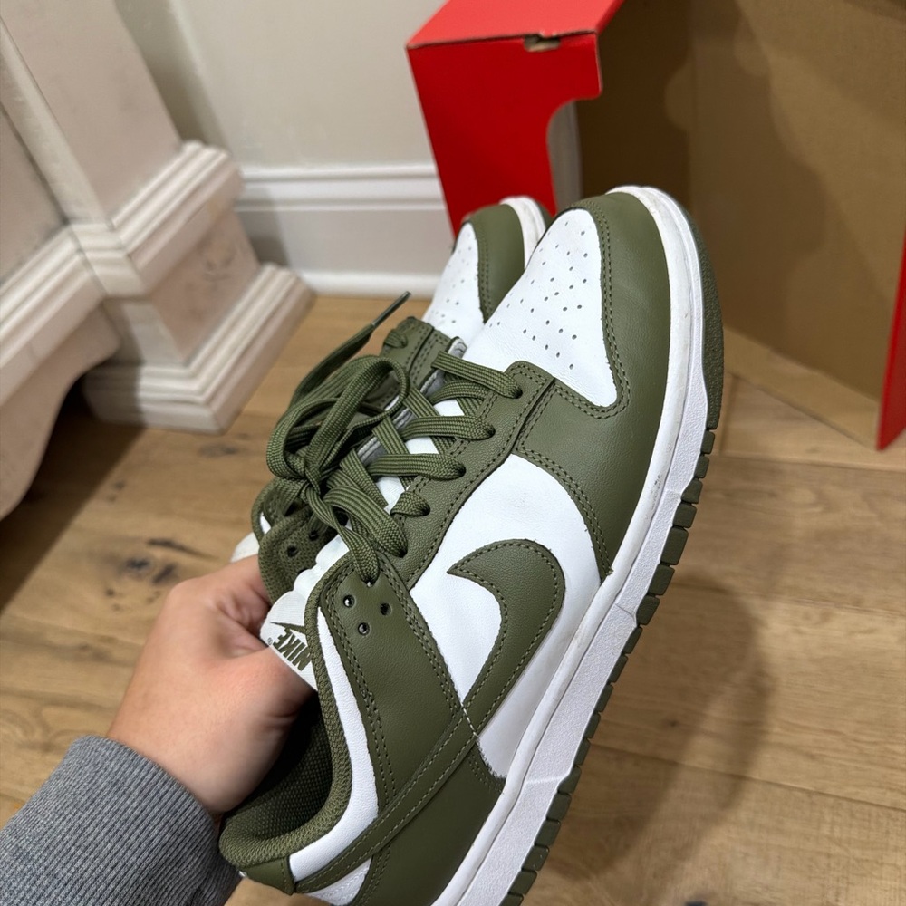 Nike Men's Green and White Sneakers